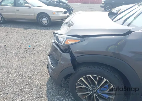 2020 Hyundai Tucson Sel z USA, uszkodzony, nr VIN KM8J3CAL8LU256000